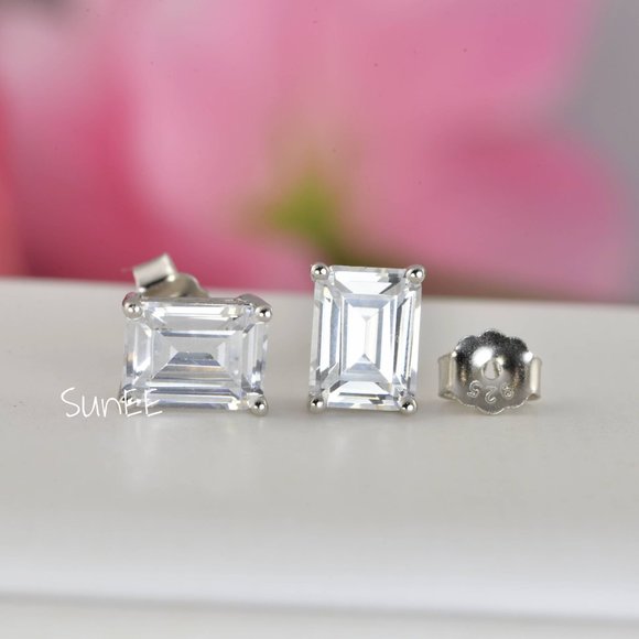 3ctw Emerald Diamond Cut Stud Earrings New - Picture 2 of 5